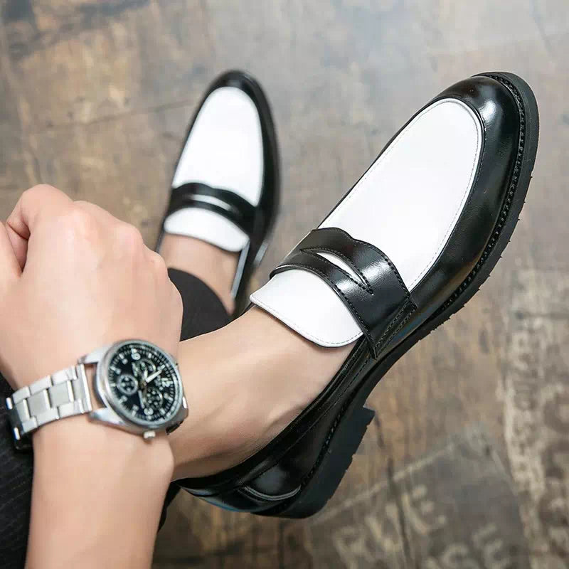 Black and white moccasin for women Podoways