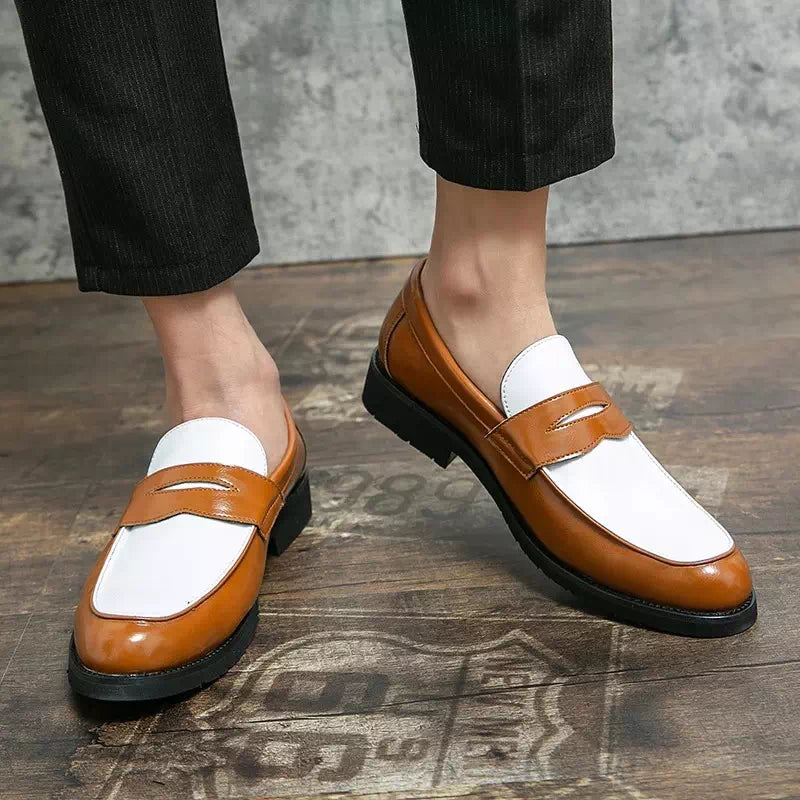 Black and white moccasin for women Podoways