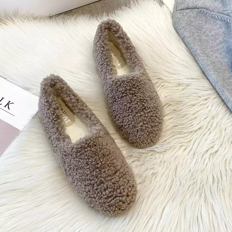 Podoways women's fur-lined moccasin