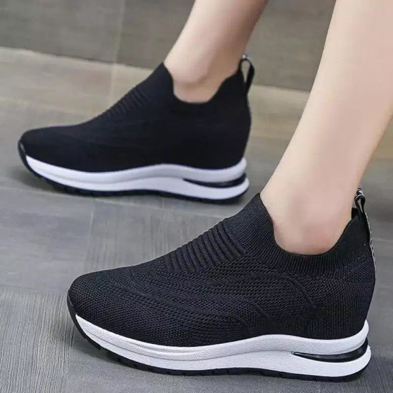 Podoways women's slip-on sneaker