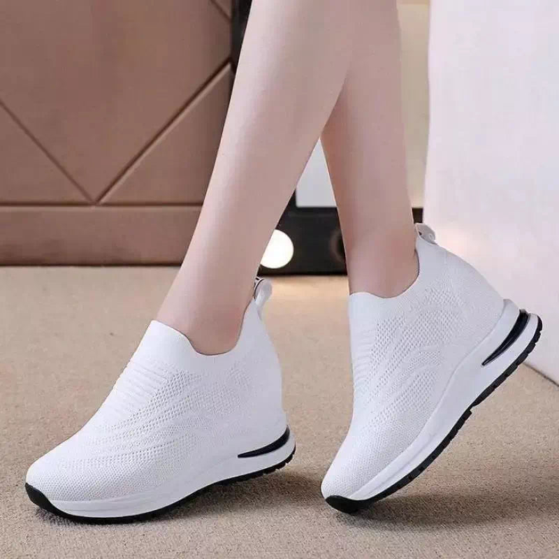 Podoways women's slip-on sneaker