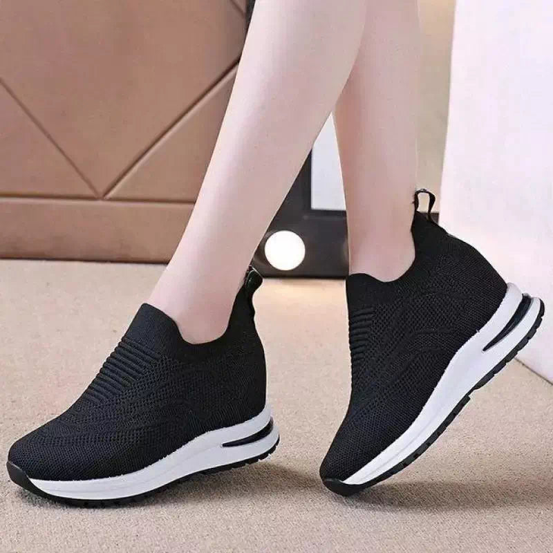 Podoways women's slip-on sneaker