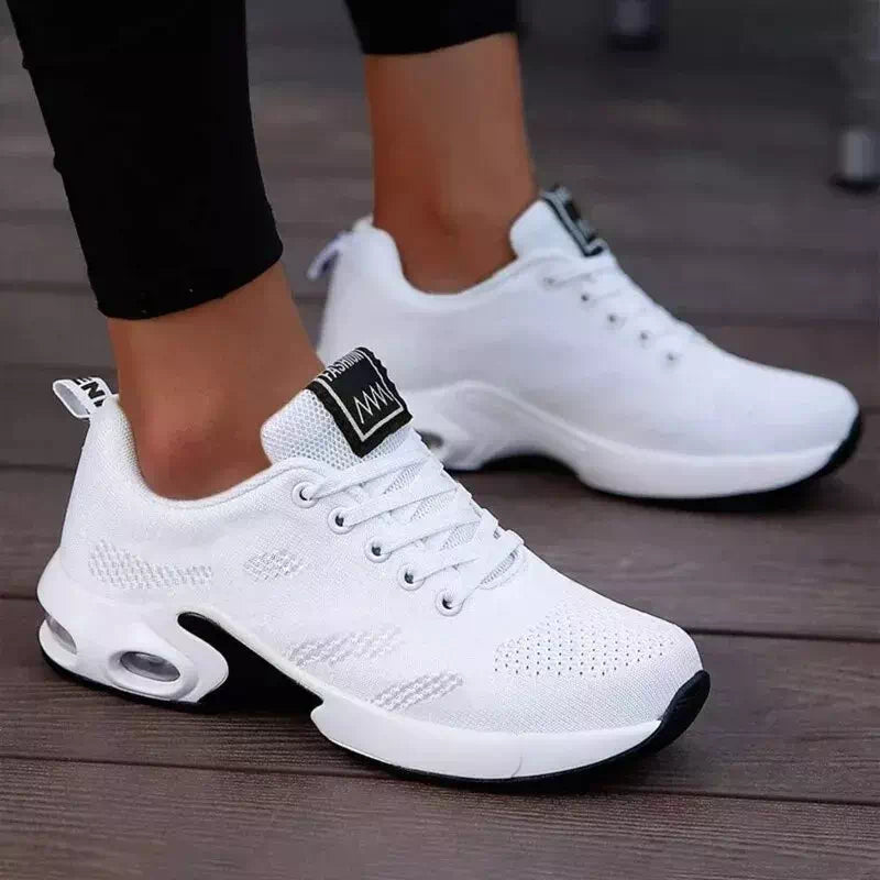Orthotic tennis shoes